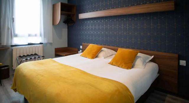 Номер Standard Logis Hôtel Restaurant Le Sainte Mère