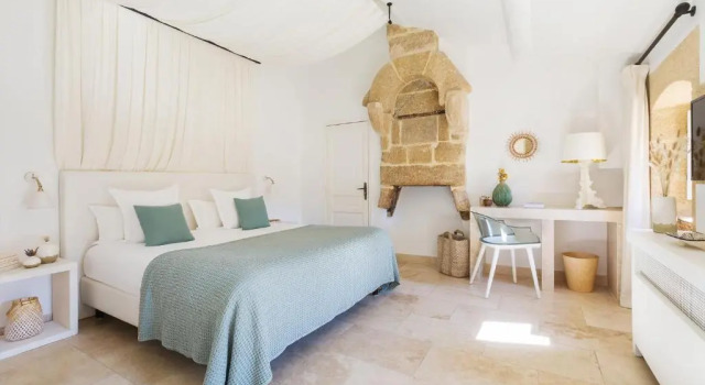 Le Vieux Castillon, Book Hotel Hotels in Castillon-du-Gard with Parking, Parking