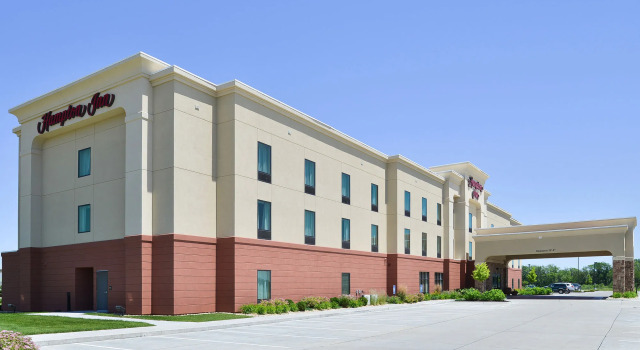 Hampton Inn Clinton, IA, Book Hotel Hoteller i Clinton med pool, Swimmingpool