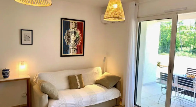 Residence Marina di Bravone - appartement 4 personnes RDC N167, Rezervasyon Daire Upper Corsica otoparklı oteller, Otopark