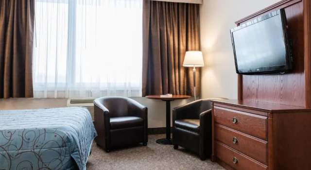 Номер Standard Adams Airport Inn