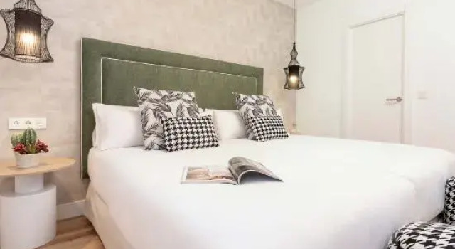 Апартаменты Cozy Apartment Near City Center. Lope de Vega