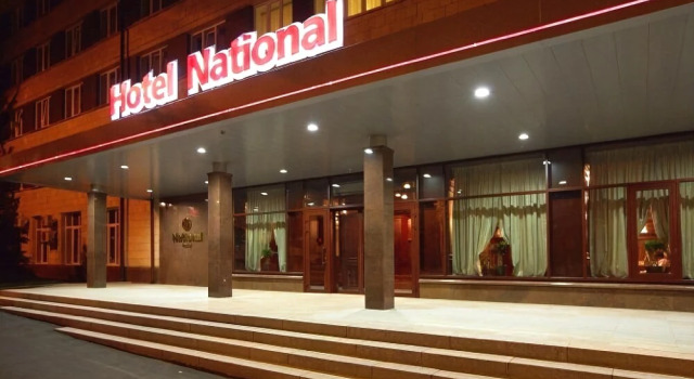 Hotel National, Prenota Hotel Hotel a Kharkov con parcheggio, Parcheggio