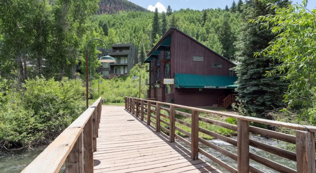 Manitou Lodge 1 1 Bedroom Hotel Room by Alpine Lodging Telluride, Book Hotel Hoteller i Telluride Ski med parkering, Parkering