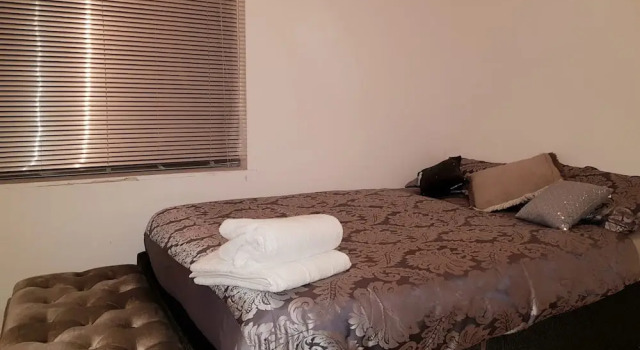 Коттедж Classic Hinde Holiday Home