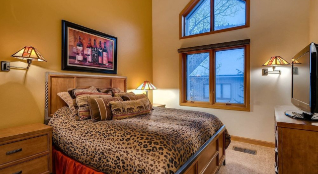 Chateaux DuMont 2708, Забронировать Апартаменты/квартира Отели Кистон с парковкой, рядом с Монтесума Экспресс, Парковка