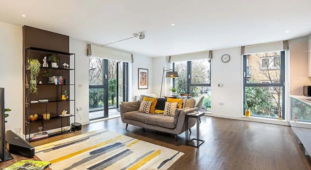 Апартаменты Spacious and Trendy Shoreditch Flat