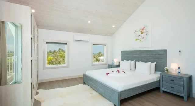 See Sea 2 Bedroom Home
