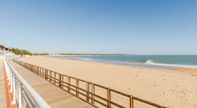 Stay Steps From the Atlantic Sands