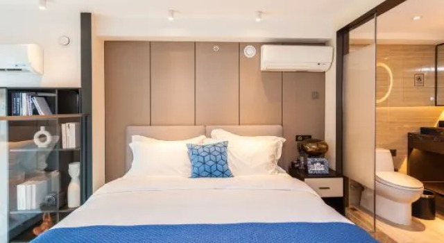 Люкс Deluxe Дуплекс c 1 комнатой Cresher Serviced Apartment