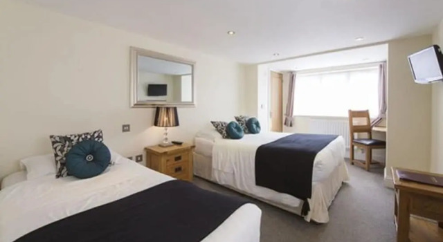 Трёхместный семейный номер Standard Newtown House Hotel