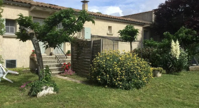 La Bastide Basse, Rezervasyon Otel Cereste Route de la Lavande