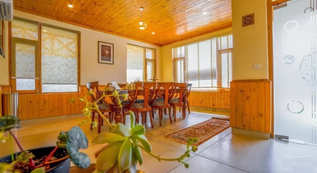 Ashapuri Village Manali - A Luxury Resort & Cottages, Забронировать Курортный отель Отели Манали с бассейном, Бассейн