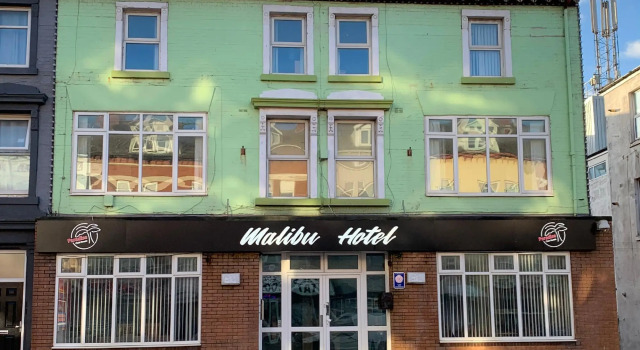 Malibu Hotel, Забронировать Отель Блэкпул Ланкашир, рядом с Blackpool North Train Station