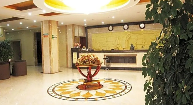 GreenTree Inn ZhangJiaKou XiaHuaYuan Government XinChen Road Express Hotel, Book Hotel Zhangjiakou Hebei