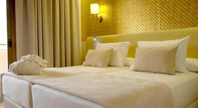 Двухместный номер Superior Invisa Hotel La Cala