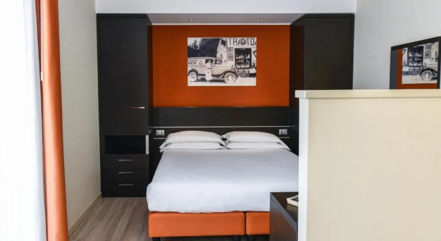 Двухместный номер Standard с балконом Отель Vienna