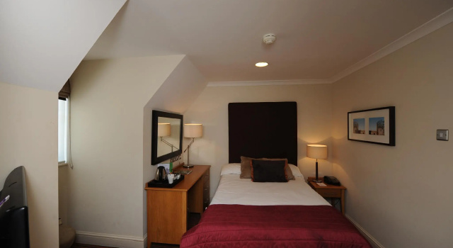 Одноместный номер Standard Gorse Hill Hotel