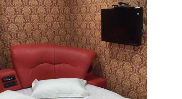 Xinyuan Express Inn, Book Hotel Hoteller i Tangshan med parkering, Parkering