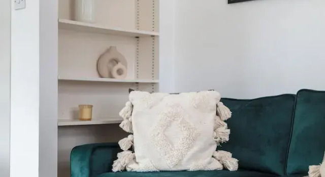 Chic 1BR by Goodge Street Station