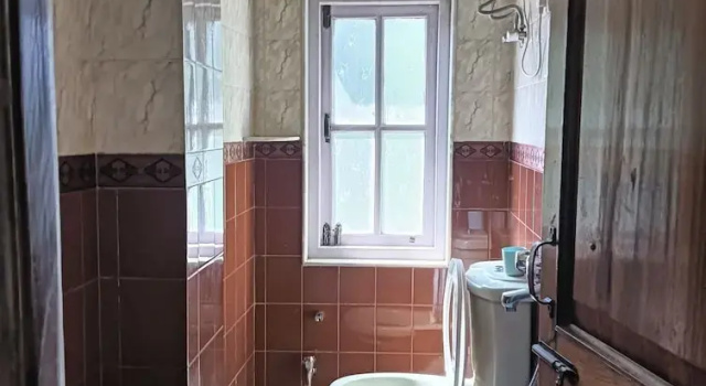 Двухместный номер Deluxe с балконом Ronglyang Villa Homestay Near MG Road