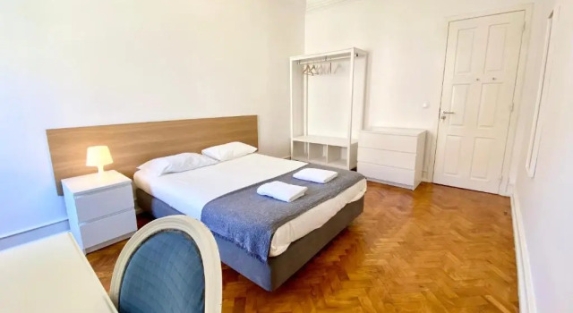 Home Out Rooms & Apartments
