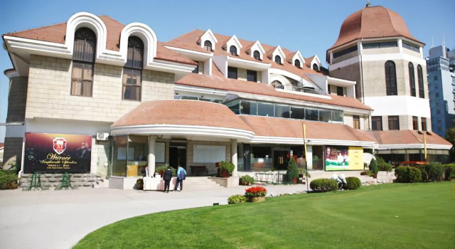 Tianjin Warner International Golf Club