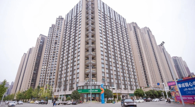 Tianfu Holiday Hotel (Niushikou Metro Station Branch), Rezerwuj Hotel Hotele w Longquanyi z parkingiem, Parking