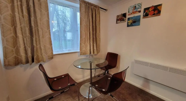 Tastefully Decorated 1 bed Flat Near Abbeywood, Varaa Huoneisto Asunnot kohteessa Merseyside, Huoneisto