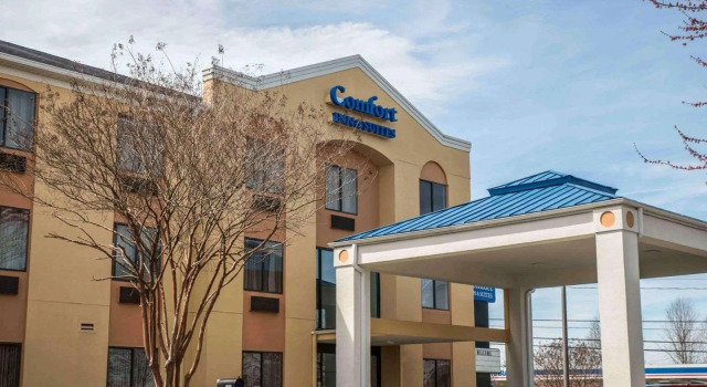 Четырёхместный номер Standard Comfort Inn & Suites Morganton South