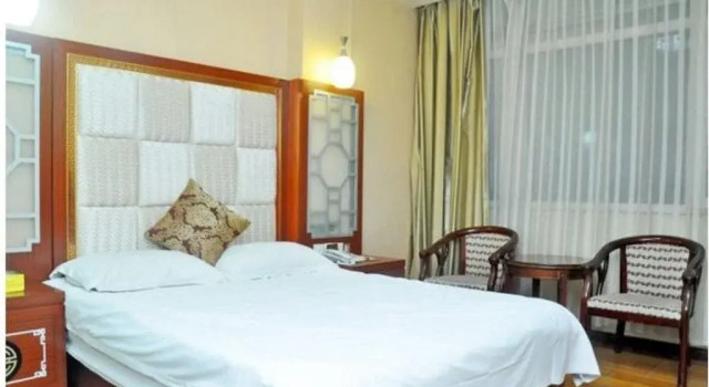 Ruyue Express Hotel, Varaa Hotelli Linyi Shandong