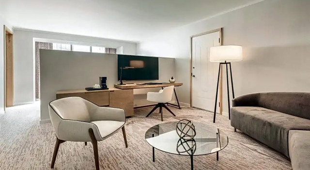 Полулюкс JW Marriott Parq Vancouver