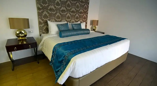 Люкс Executive Thunderbird Resorts - Poro Point