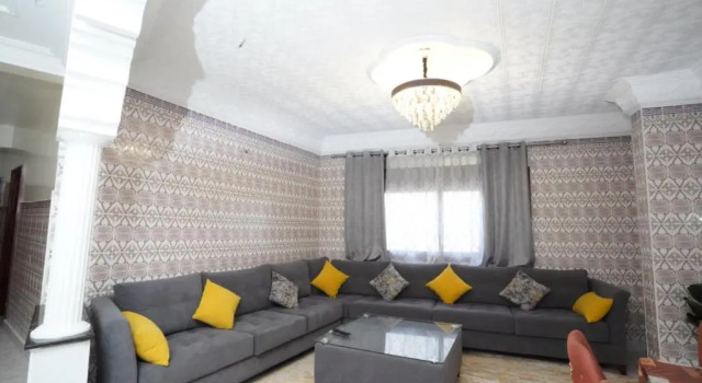 Apartment Oumnia 1 - City Center, Varaa Huoneisto Tanger 