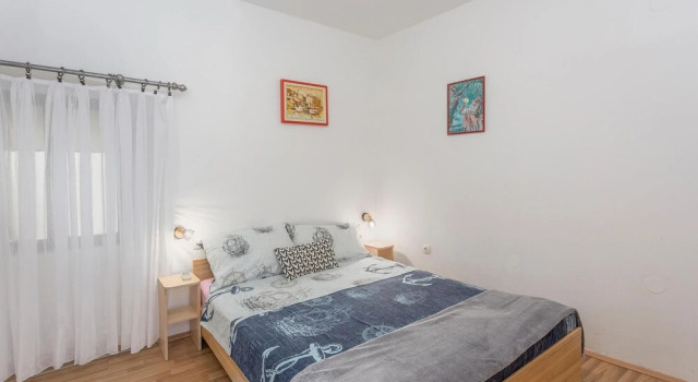 Beautiful Apartment in Cres With Wifi and 1 Bedrooms, Prenota Appartamento Hotel a Isole Quarnerine con parcheggio, Parcheggio