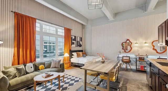 Апартаменты Superior Storehouse Lofts
