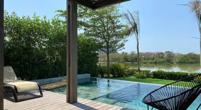 Шале Hermosa Casa Con piscina Karibana Ctg