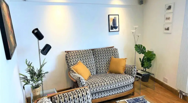 Prime Location- Detached Clifton Home With Parking, Забронировать Отель Отели Англии 3 звезды, 3*