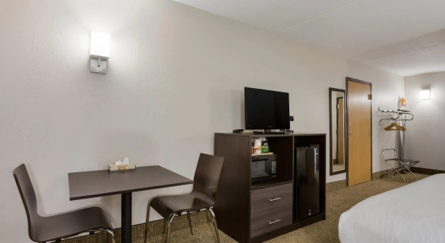 Двухместный номер Standard Rodeway Inn Branson, Brick House