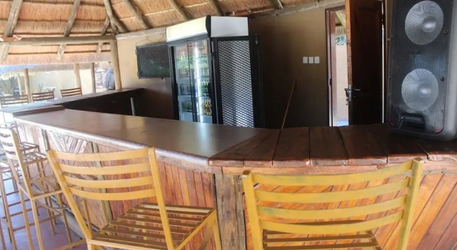 Discovery BnB, Rezervovat Penzión se snídaní Hotely v Maun s parkováním, Parkování