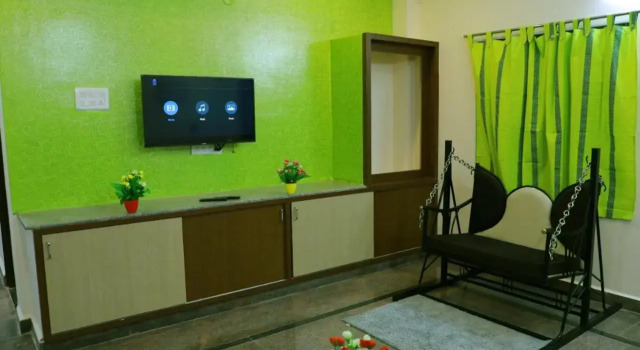 Sree Service apartments, Rezerwuj Apartament Hotele w Andhra Pradesh z parkingiem, Parking