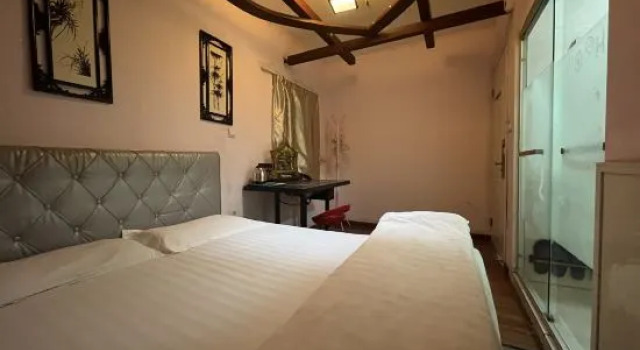 Двухместный номер Standard Shanghai Lijun Hotel