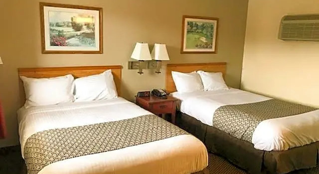 Номер Standard Sandusky Inn