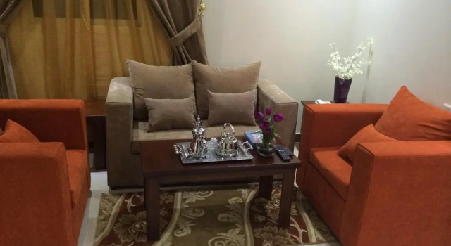 Al Rafahya Crown, Buchen Sie Hotel Hotels in Provinz Riad mit Pool, Schwimmbad