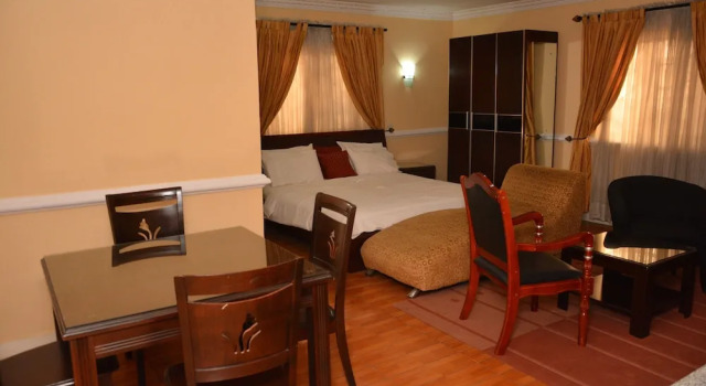 Aishar Residence, Buchen Sie Pension Gästehäuser in Isalu, Pension