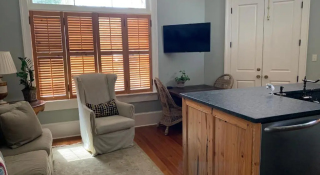 Люкс Deluxe Terrell House Bed and Breakfast