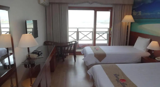 Двухместный номер Deluxe с видом на море Ocean Grand Hotel
