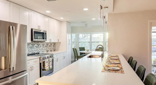Коттедж Punta Gorda 3-Bedroom Canalfront Vacation Home with Dock 3 Home