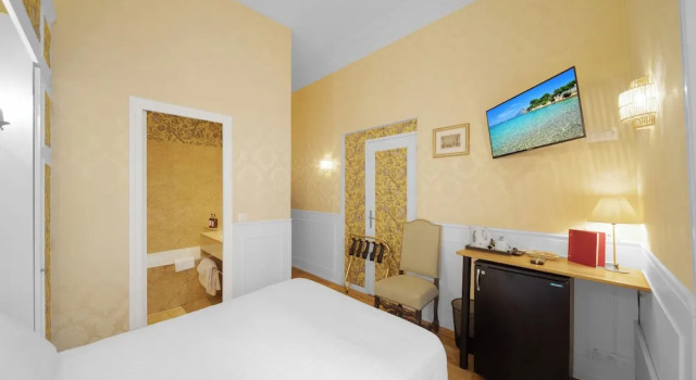 Номер Standard Hotel de la Bretonnerie