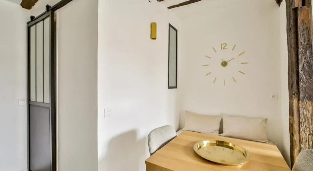 New&renovated cosy flat in The marais !!! 4-5 pers, Забронировать Отель Париж Иль-де-Франс, рядом с Станция метро Rambuteau
